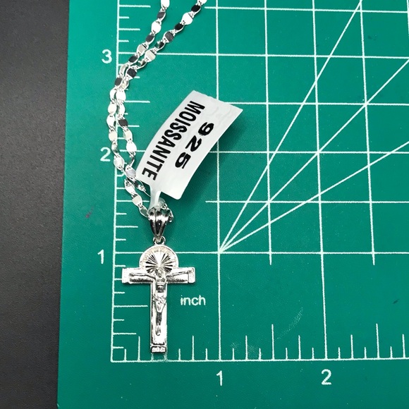 925 Sterling Silver 0.40CT MOISSANITE Cross Pendant Necklace size 18” - Picture 5 of 17
